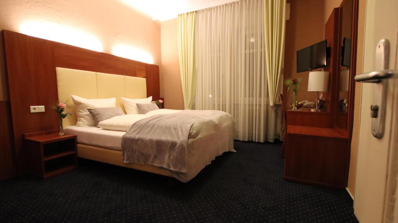 Hotel Wahlster Saarbrücken Exteriér fotografie